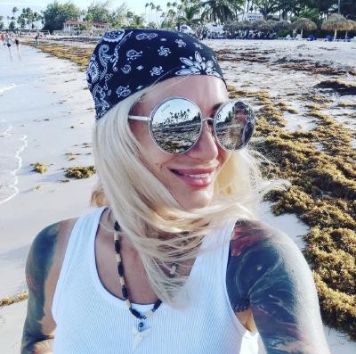 Психолог-психотерапевт на онлайн сессии — работа с клиентами